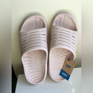 Hoka Recovery Slides